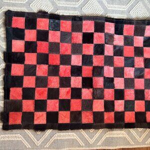 Handmade Cow Hide Checker Rug/ Mat